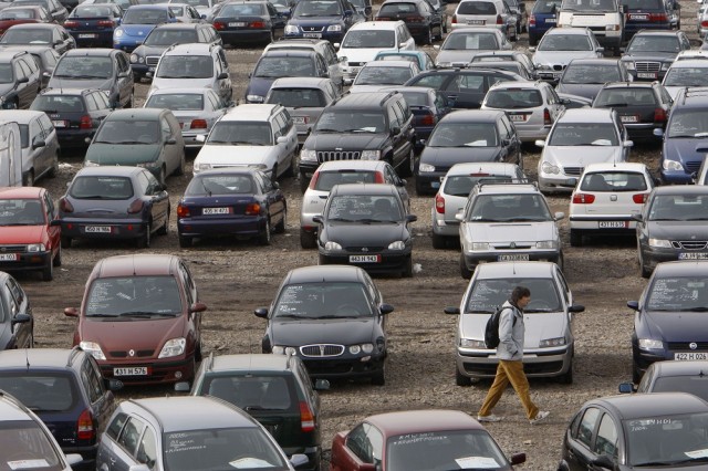 Най-многобройни в България са колите над 20 г.